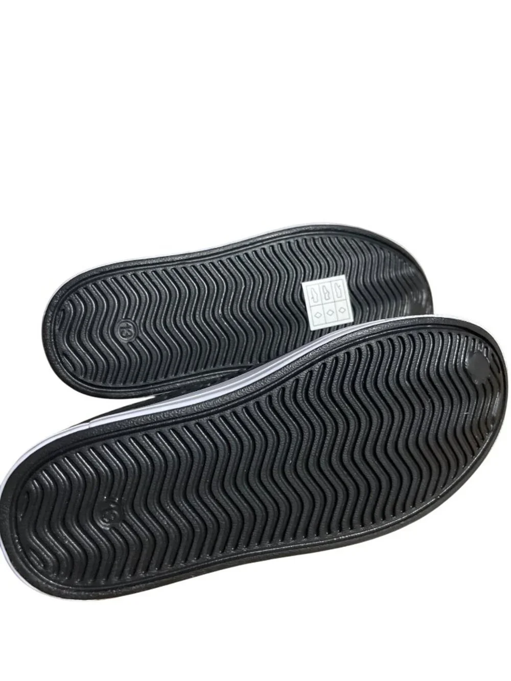 Skechers Foamies Kids Boys Slip-On Shoes Water-Friendly Size 13 Black-Red